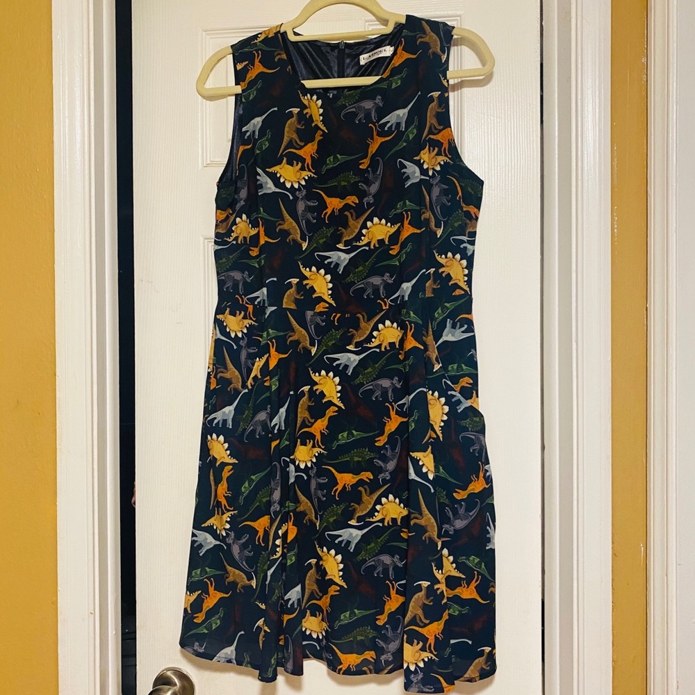 LA SOUL Dinosaur Dress Size Large